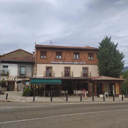 Hostal Urbion 비누에사 외부 사진
